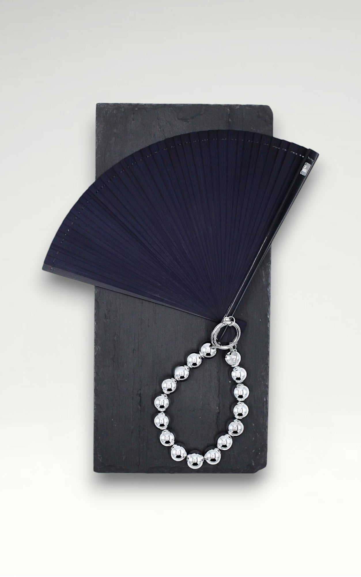 L'éventail & le Bracelet Zeta