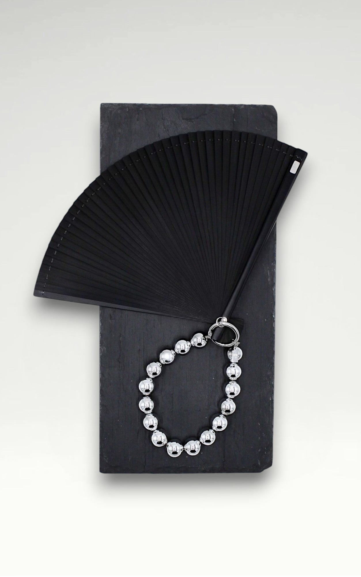 L'éventail & le Bracelet Zeta